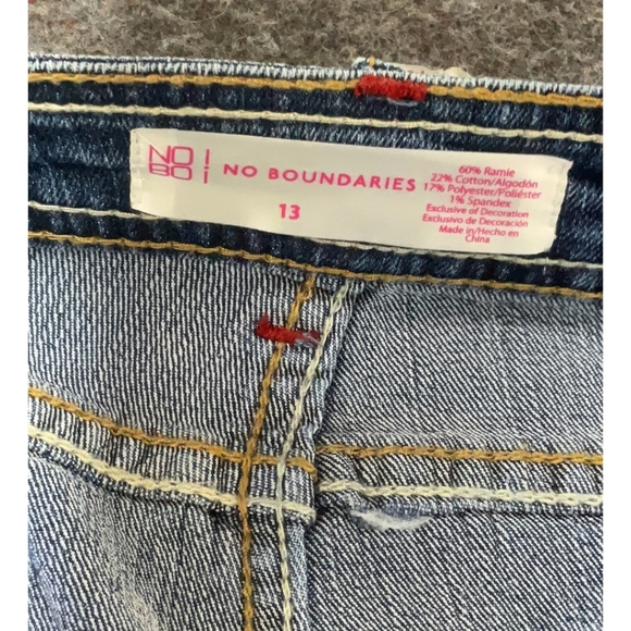 NWT No Boundaries Blue Jean Shorts with Red and White Accents - Picture 3 of 5